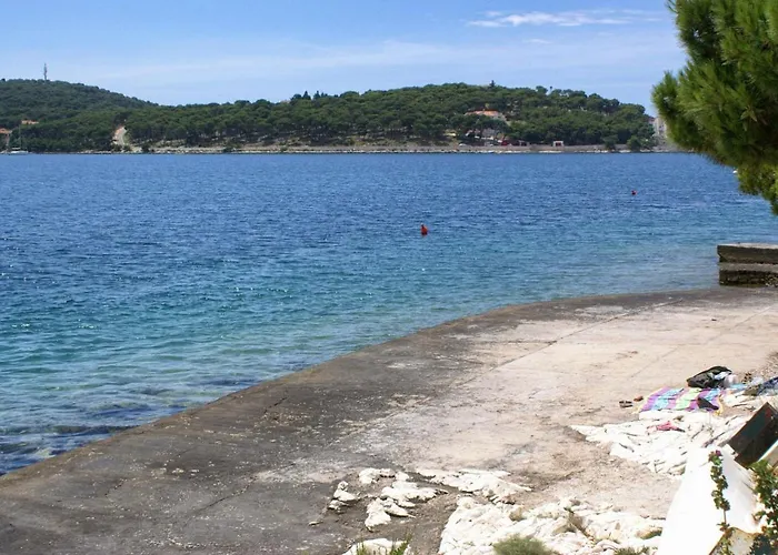 펜션 Seaside House Zatoglav, - 13540 로고즈니차